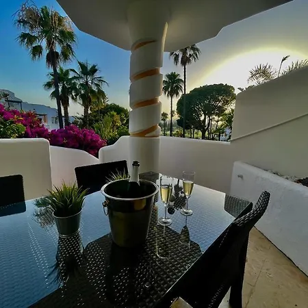 Ground Floor At Matchroom Country Club Apartamento *